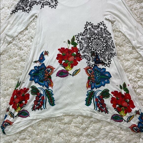 Desigual Ramona Asymmetrical Floral Top - Picture 9 of 12